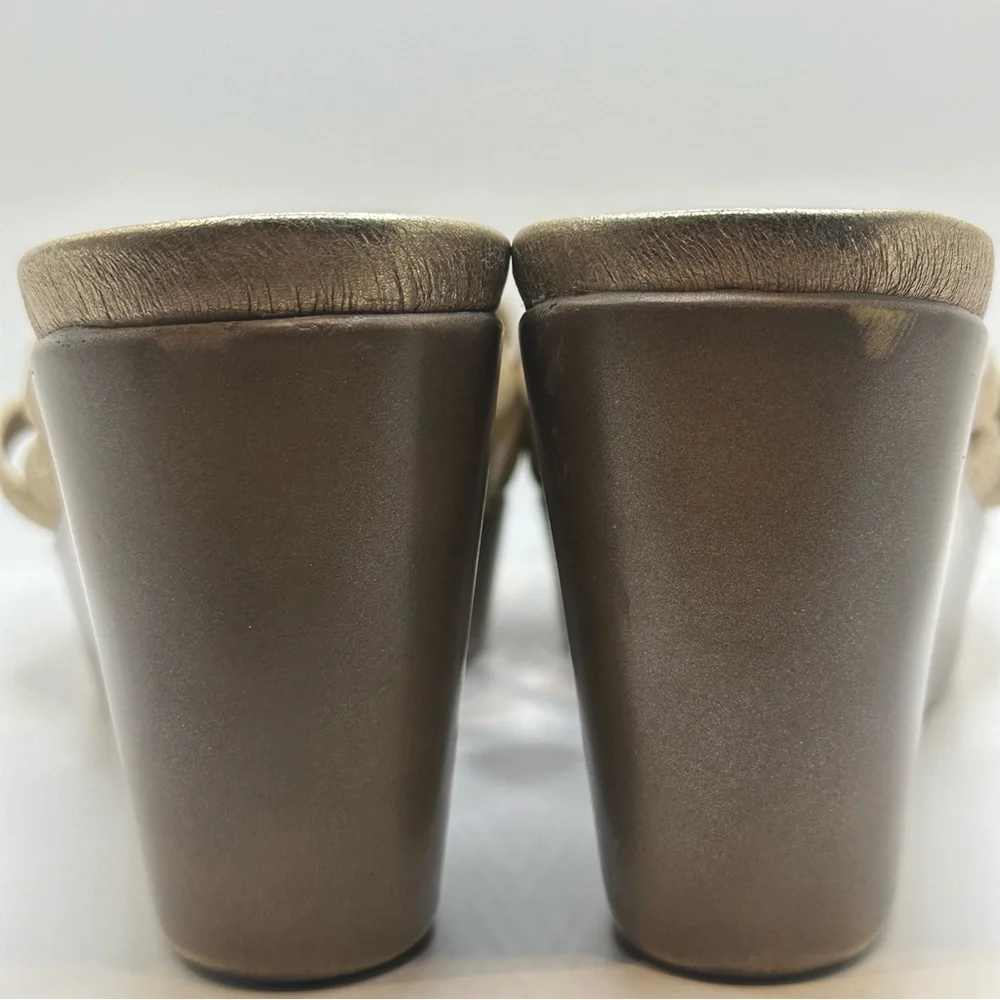 Donald‎ J Pliner Gold Strappy Wedges Size 7.5